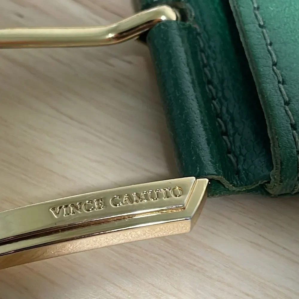 Vince Camuto Vintage  Wide Genuine Leather  XS Belt.